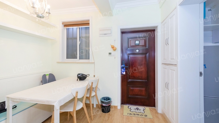 建国西路211弄二手房实景图