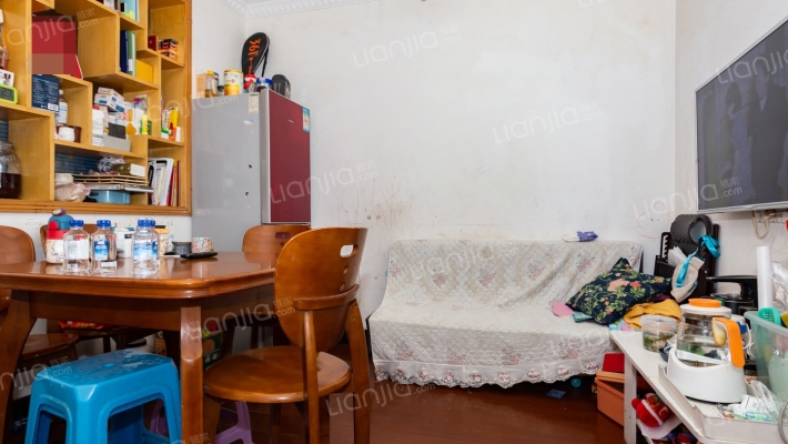 航华三村三街坊二手房实景图