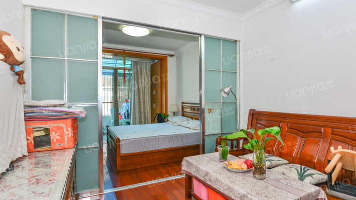 宝钢十一村二手房实景图