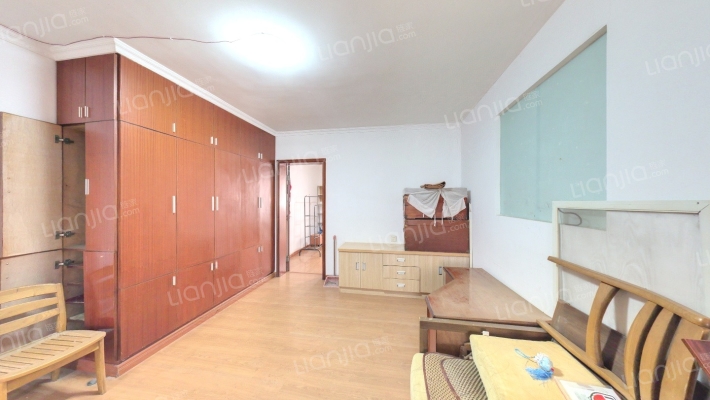 长发东村二手房实景图