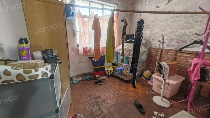 五四农场洪卫新村二手房实景图