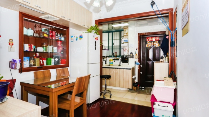 宜君路185弄二手房实景图