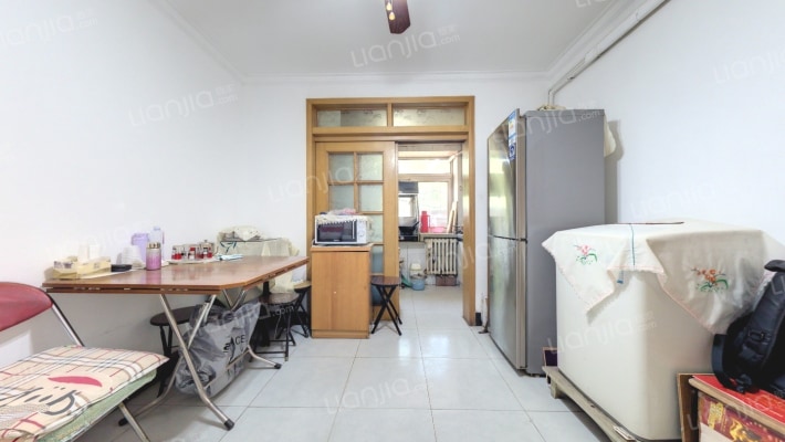 芳群园二区二手房实景图