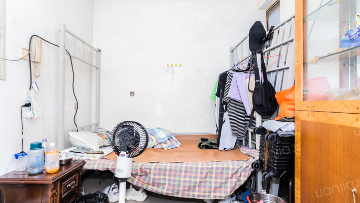 金丰新村二手房实景图