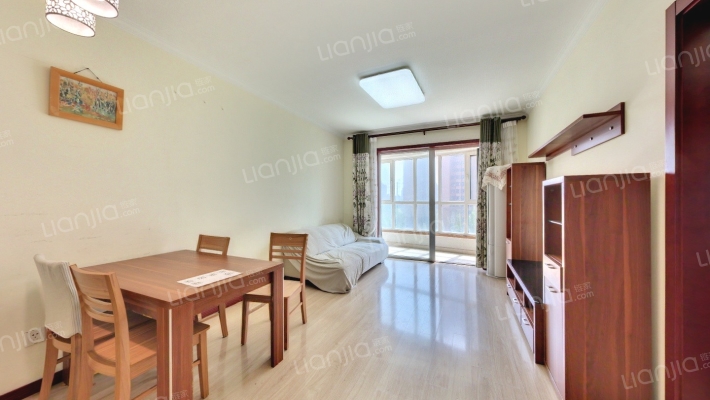 世华泊郡二手房实景图