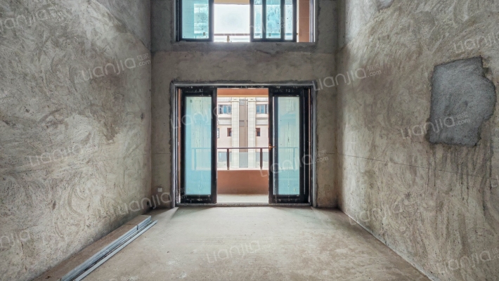 恒大翡翠湾二手房实景图