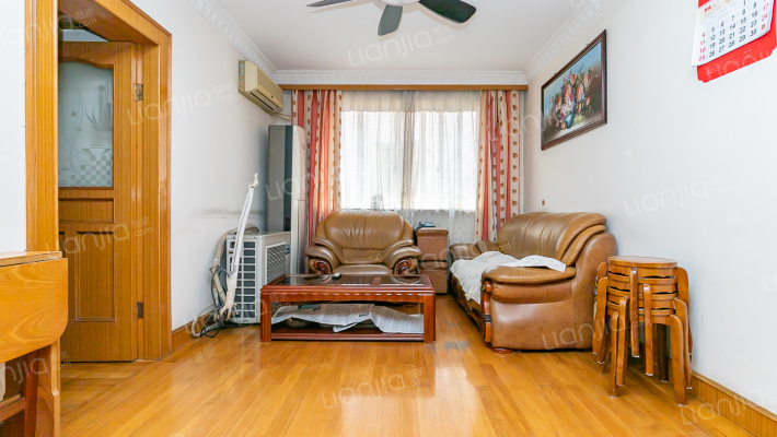 东方公寓(虹口)二手房实景图