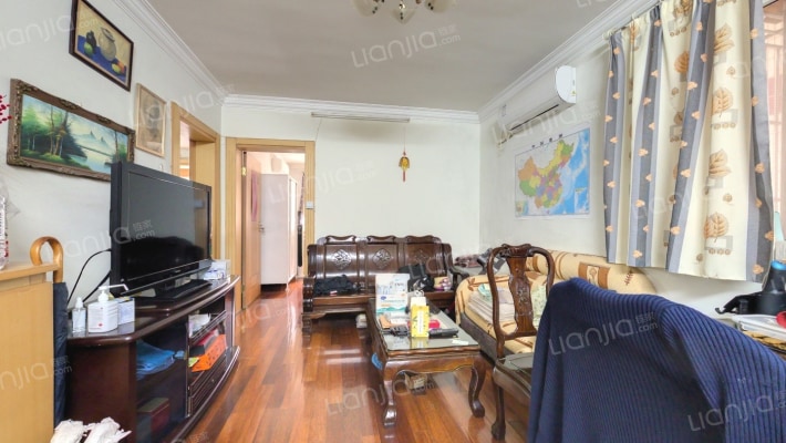 场中公寓二手房实景图