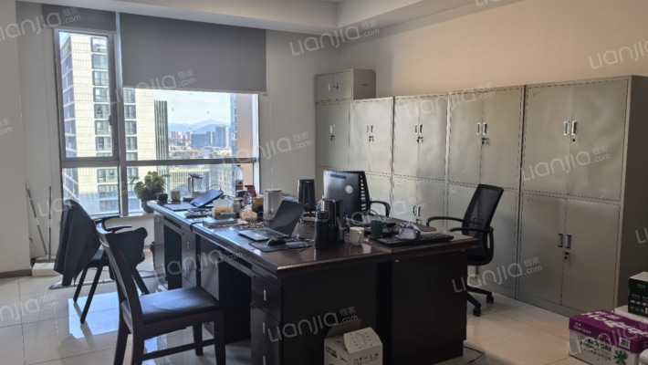 仙峰环合中心一期二手房实景图