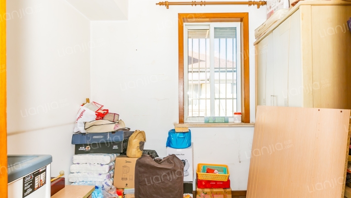 大西小区二手房实景图