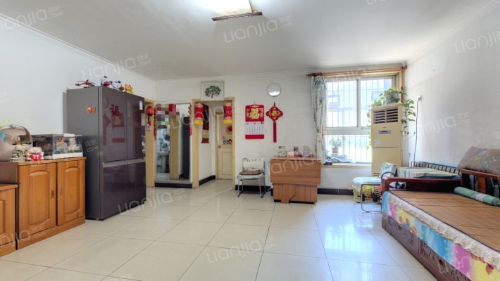 新桥家园二手房实景图