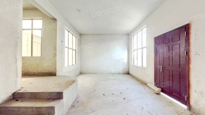 兴业海逸半岛二手房实景图