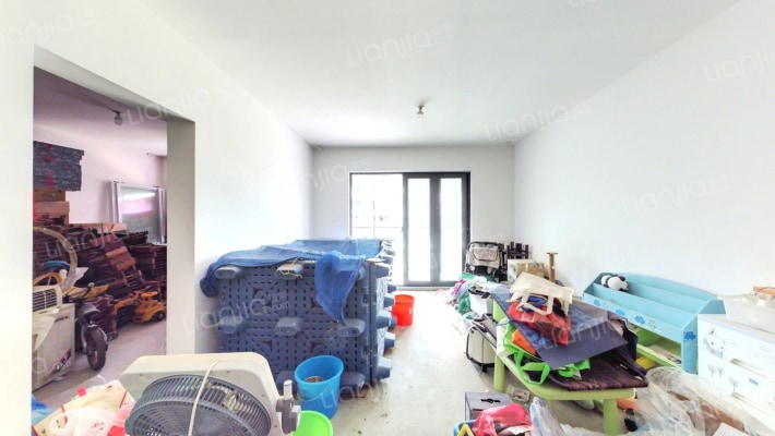 秀岸花园二手房实景图