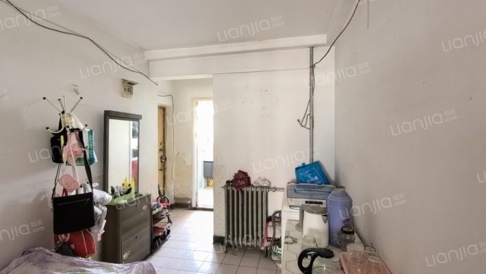 新艺路二手房实景图