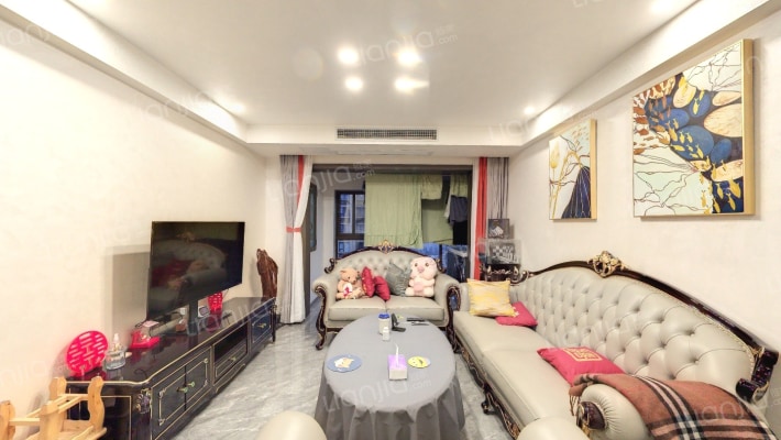 融创春晖十里岚峰庭二手房实景图