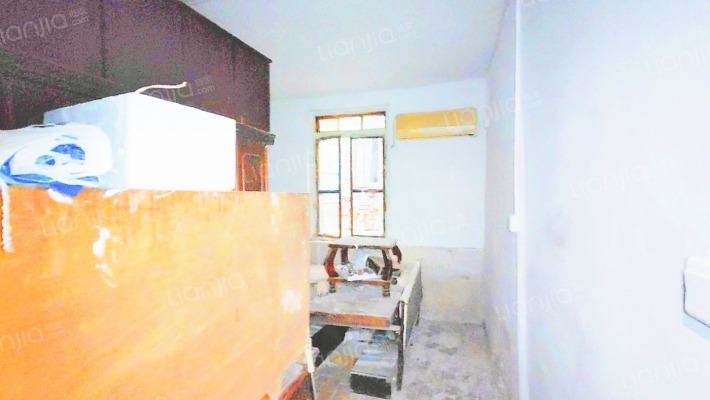 积余里二手房实景图