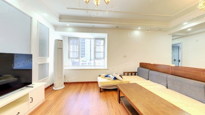 红星佳苑二手房实景图