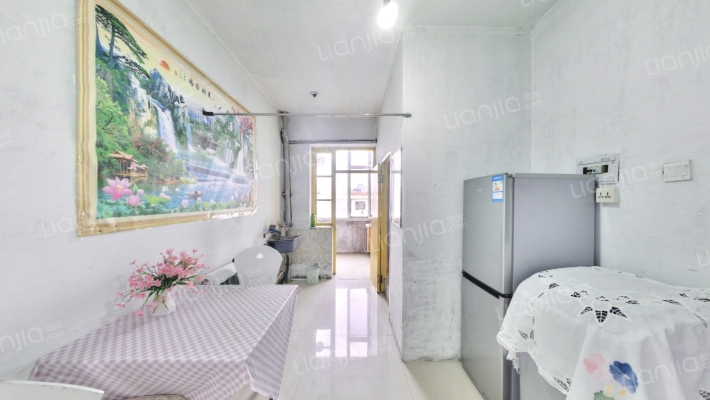 送配电小区二手房实景图