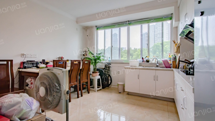 华盛大楼二手房实景图