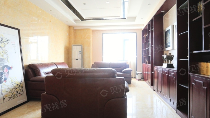 元坤康城，住宅式写字楼，精装修，三间打通，随时看房-卧室