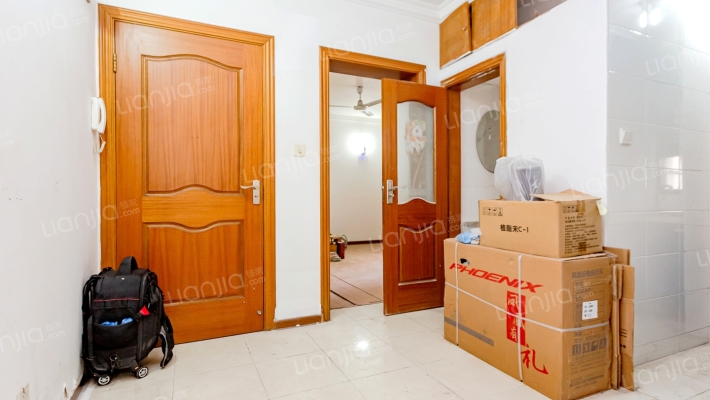 延长中路451弄二手房实景图