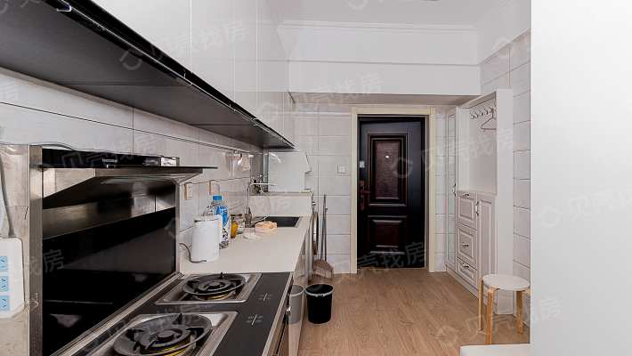万达华城C区 精装 一居室小户型-厨房