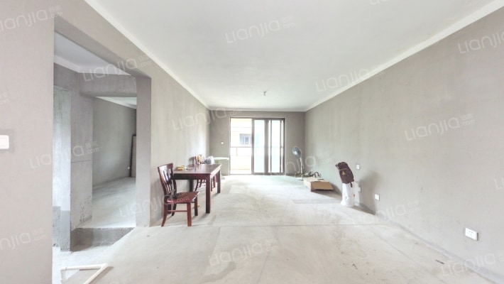 小天鹅雍山府二手房实景图