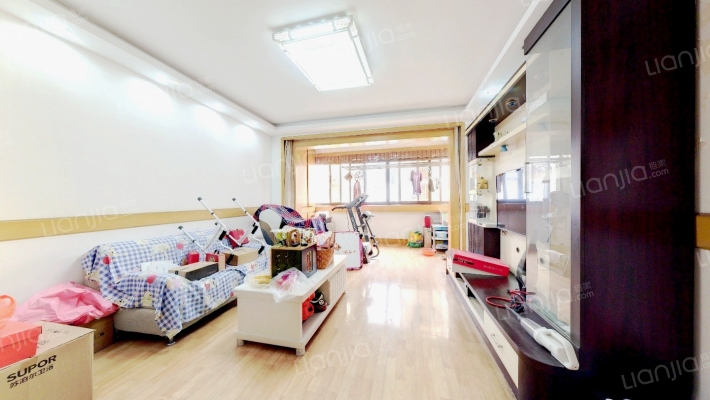 嘉宏公寓二手房实景图