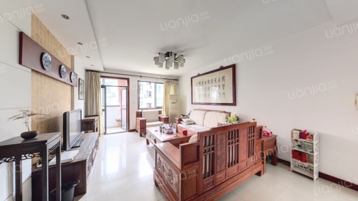 名雅居新华三村二手房实景图