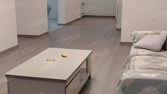 龙悦华庭二手房实景图