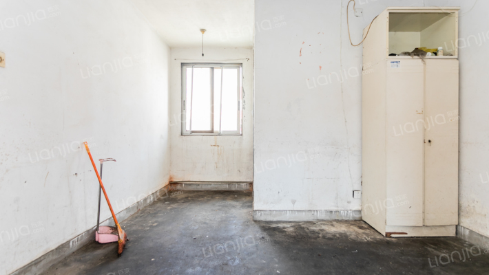 新长征花苑二手房实景图