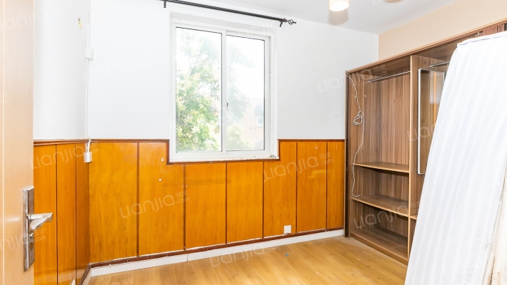 海虹小区二手房实景图