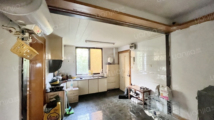 南中路58号二手房实景图