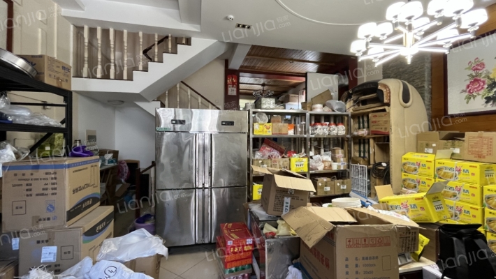 绿洲别墅二手房实景图