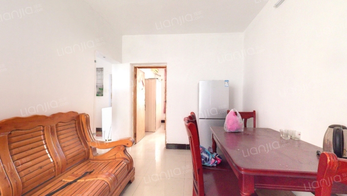 学府小区二手房实景图