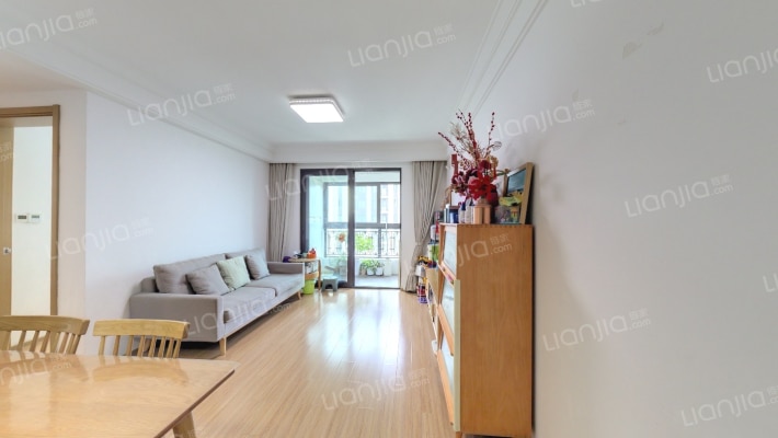 绿都绣云里二手房实景图