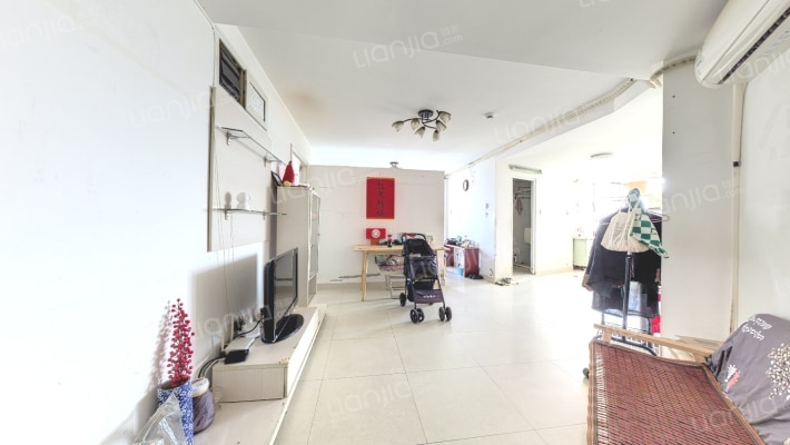 高嘉大厦二手房实景图