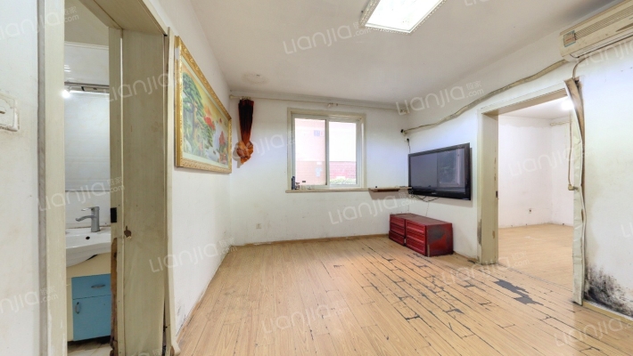 建绿新苑二手房实景图