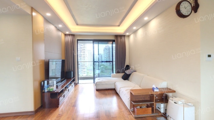 翡翠海岸二手房实景图