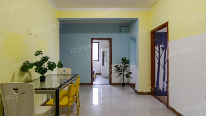 和庆家园B区二手房实景图