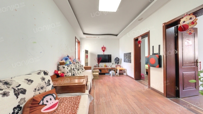 飞天花园小区二手房实景图