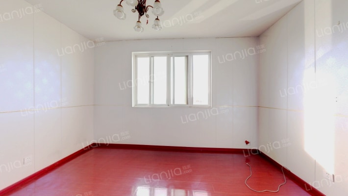 金山水城B区二手房实景图