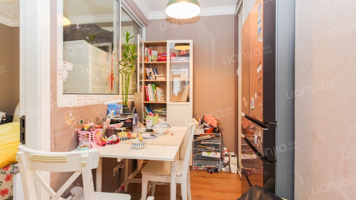 东三小区二手房实景图