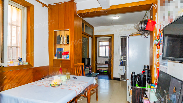 蔷薇新村二手房实景图