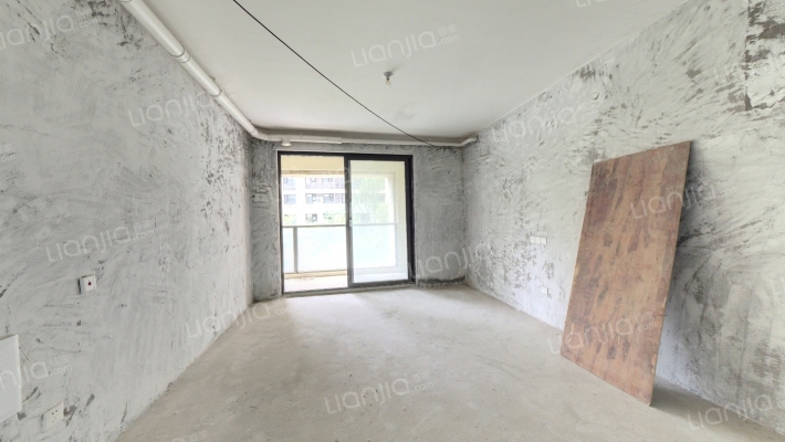 翡翠苑二手房实景图