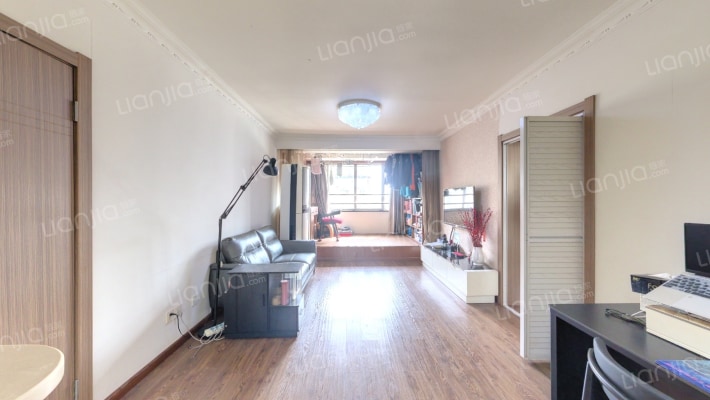 丽景新苑二手房实景图