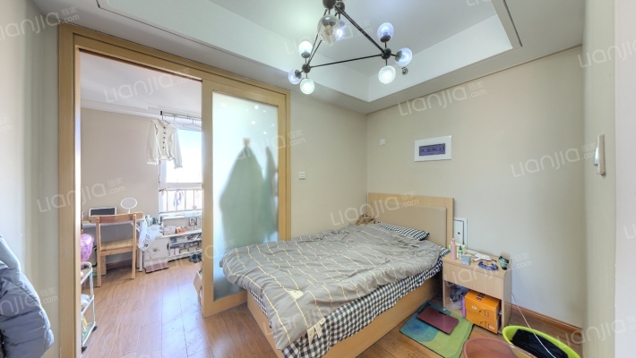 中铁银座尚筑二手房实景图