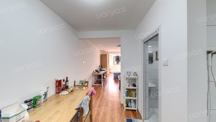 郁园里二手房实景图