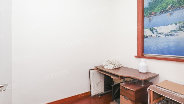 西南新村二手房实景图