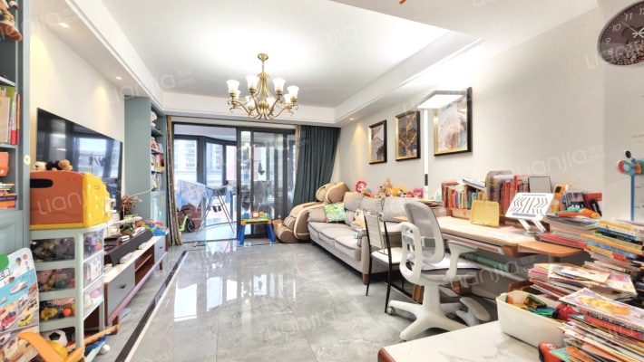 天山新苑二手房实景图